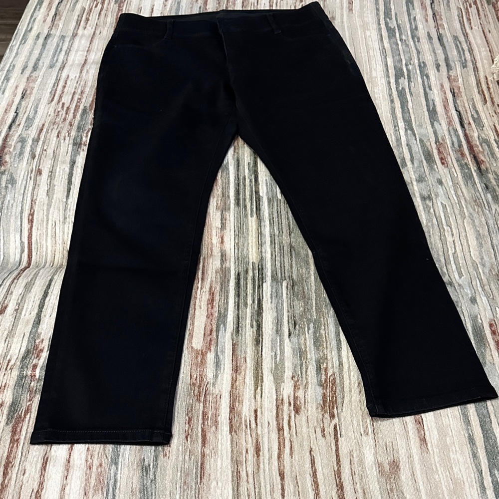 Tummy Control Nine West Black Straight-Leg Pants size 16